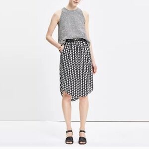 Madewell Black and Tan Color Flower Printed Silk Skirt